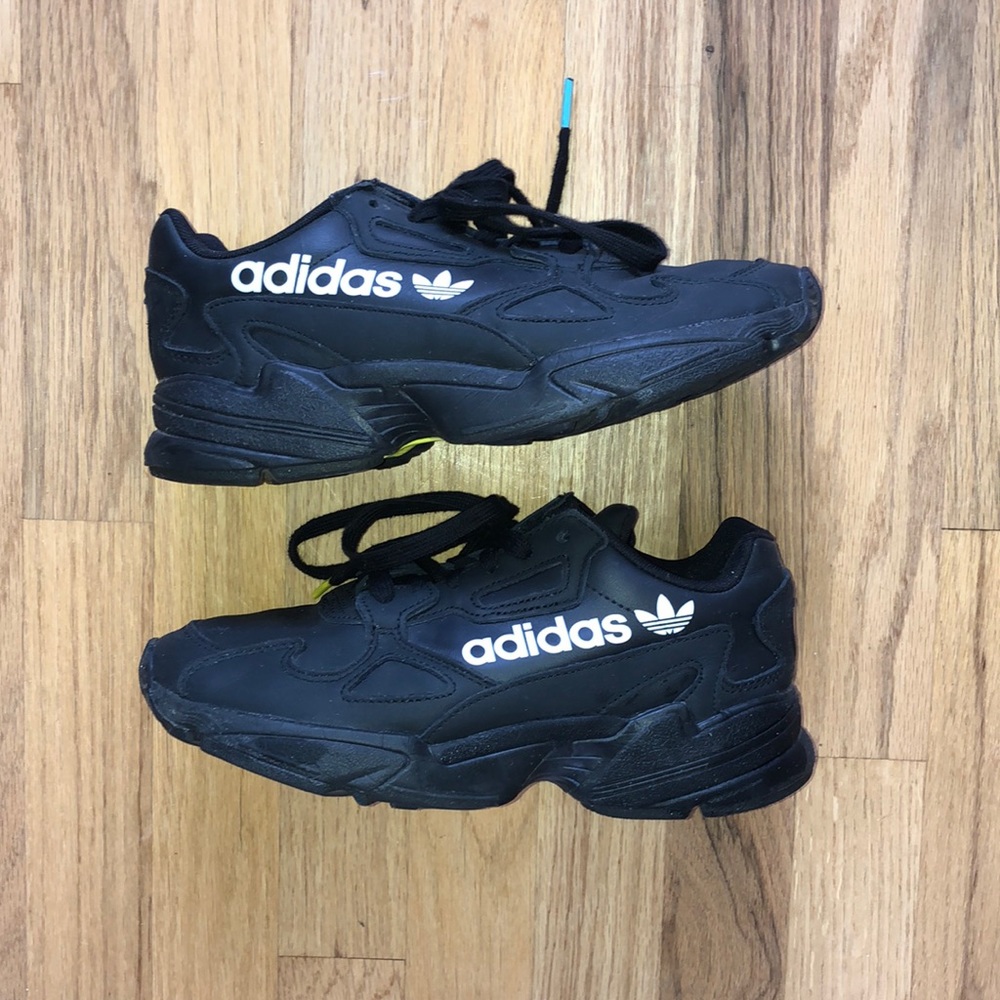 Adidas Falcon sneaks